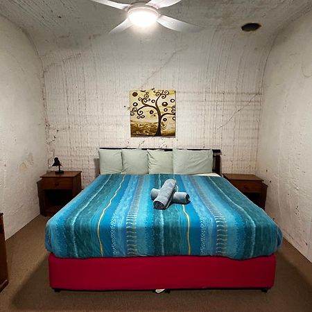 Desert View Apartments Coober Pedy Buitenkant foto